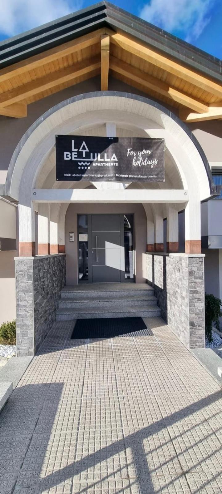 La Betulla Apartments 코메차두라 외부 사진